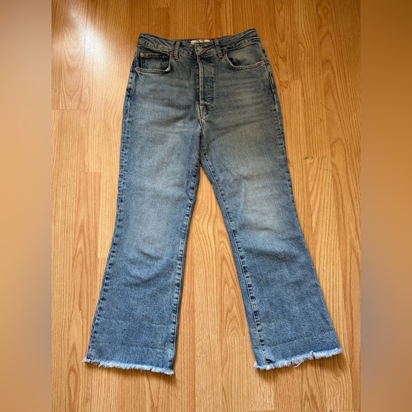 Free People Cropped Fray Jeans Size 27 - Picture 1 of 5